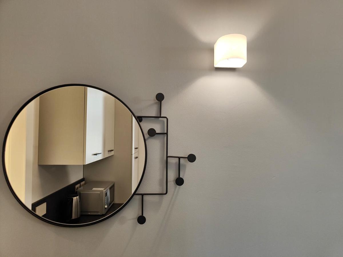 Hostdomus - Casa Velo' Apartment Turin Bagian luar foto